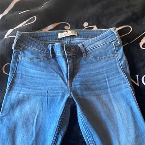 Hollister jeans